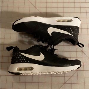 Nike Air Max Tavas